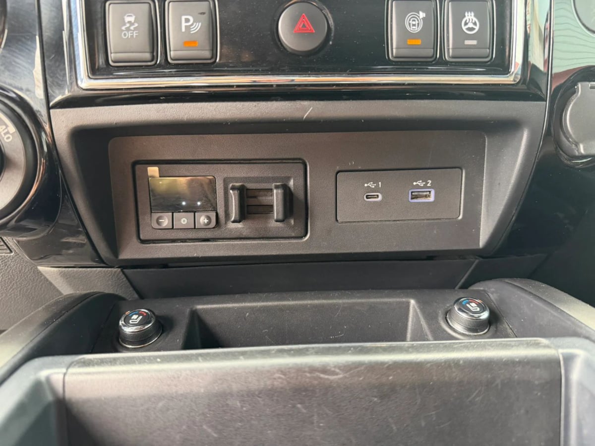2020 Nissan Titan Platinum Reserve - Photo 15