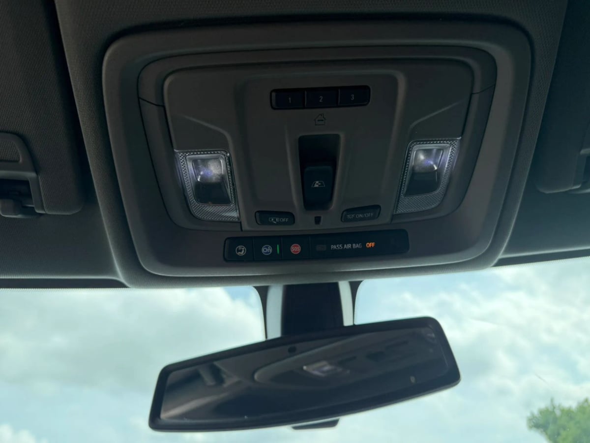 2020 GMC Sierra 1500 SLT - Photo 17