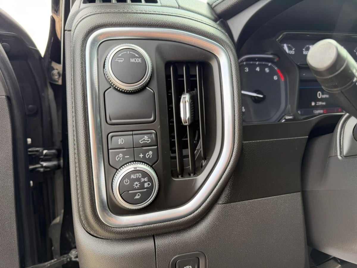 2020 GMC Sierra 1500 SLT - Photo 20