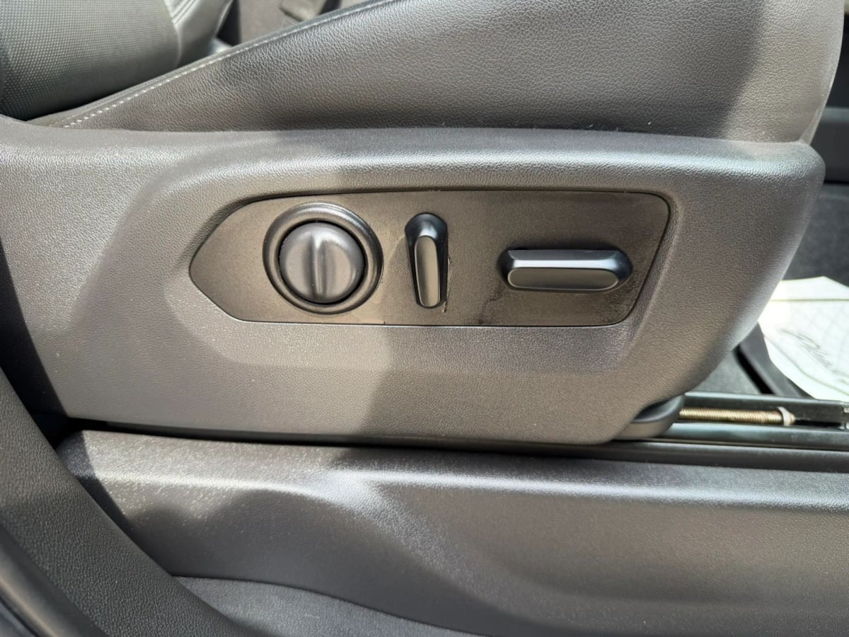 2020 GMC Sierra 1500 SLT - Photo 32