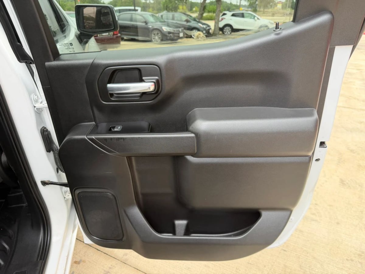 2019 Chevrolet Silverado 1500 LT - Photo 28