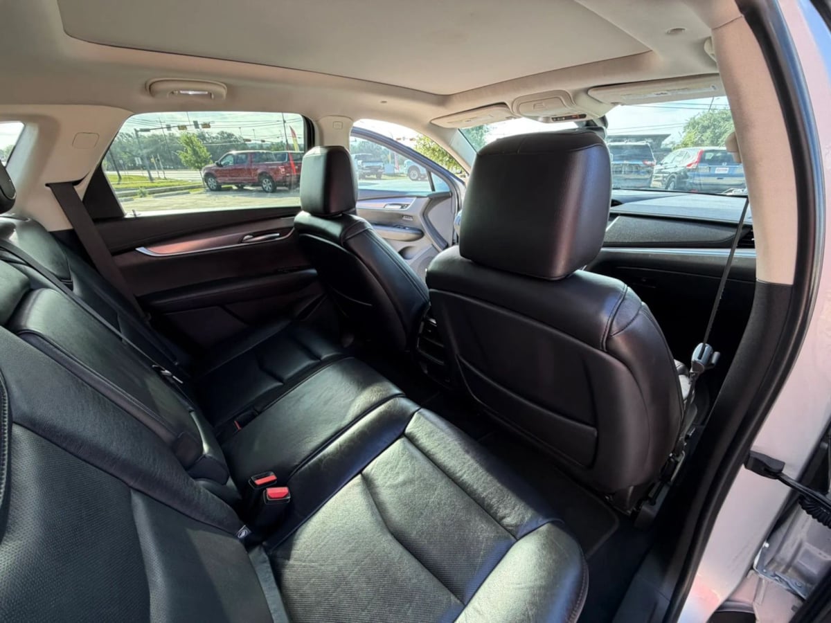 2018 Cadillac XT5 Luxury - Photo 31