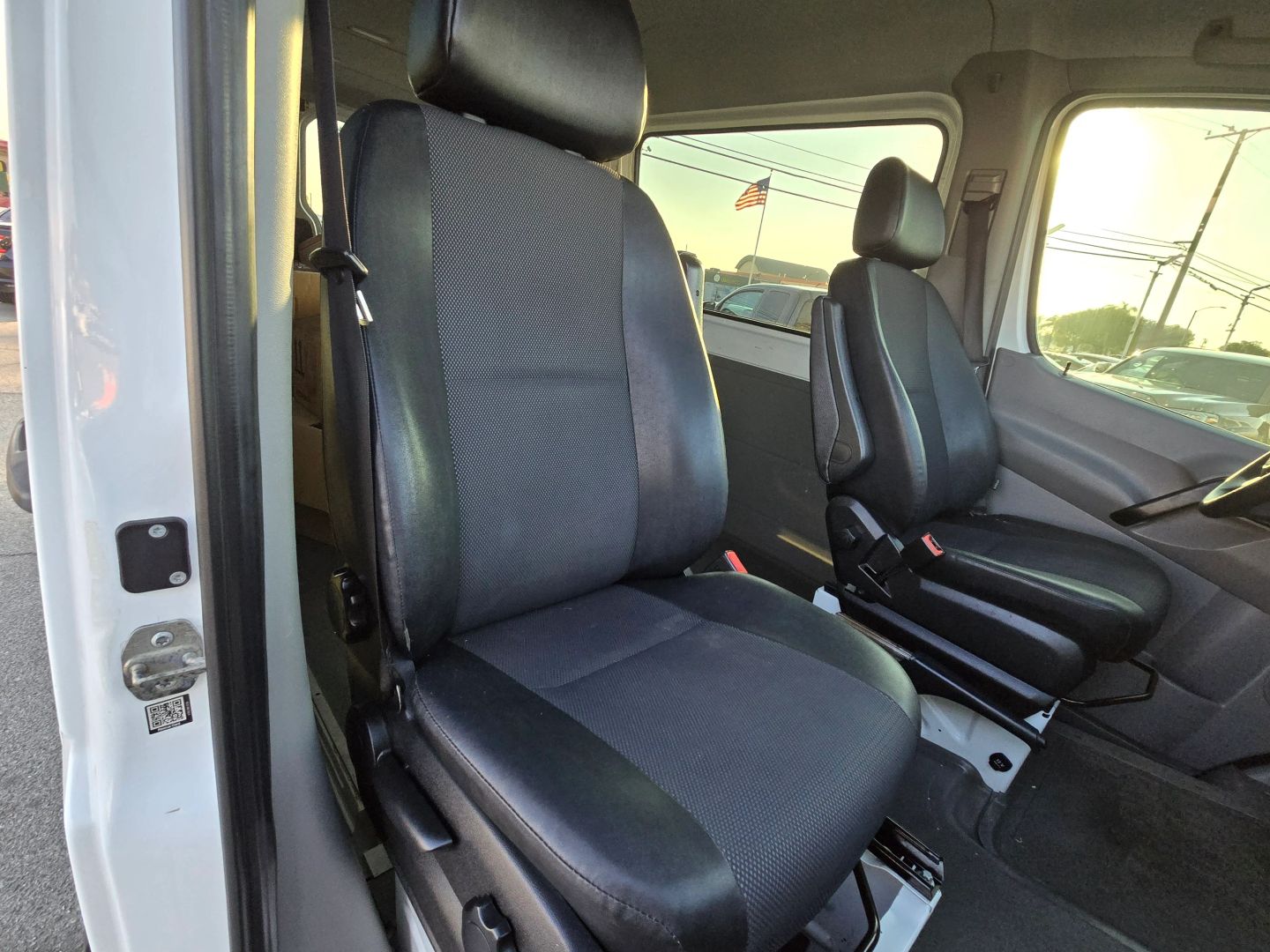 2017 Mercedes-Benz Sprinter Crew Van Base - Photo 11