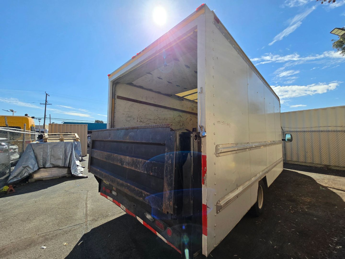 Photo 8 of this GMC Savana Commercial Cutaway