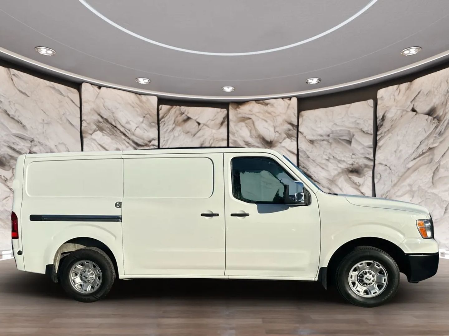 2021 Nissan NV Cargo SV - Photo 6