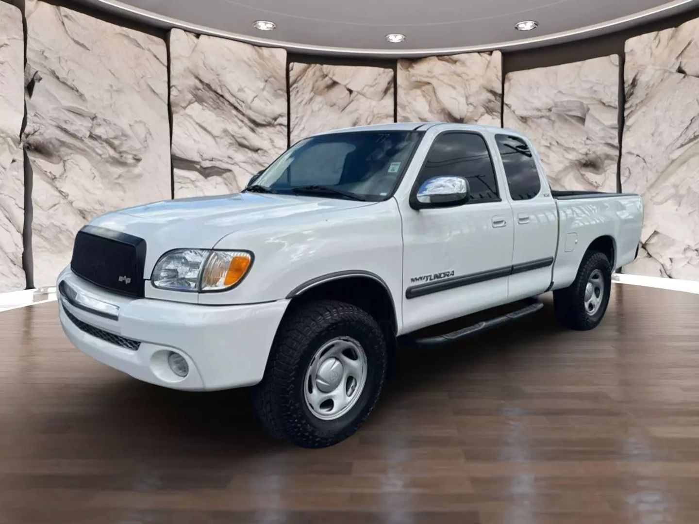 Sold 2003 Toyota Tundra SR5 in Ontario