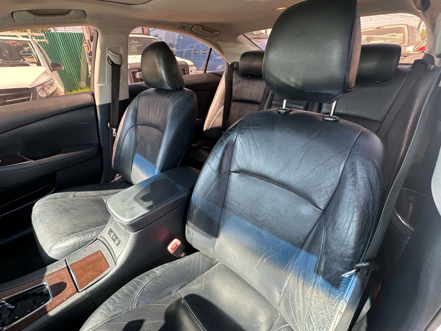 2012 Lexus ES 350 - Photo 11