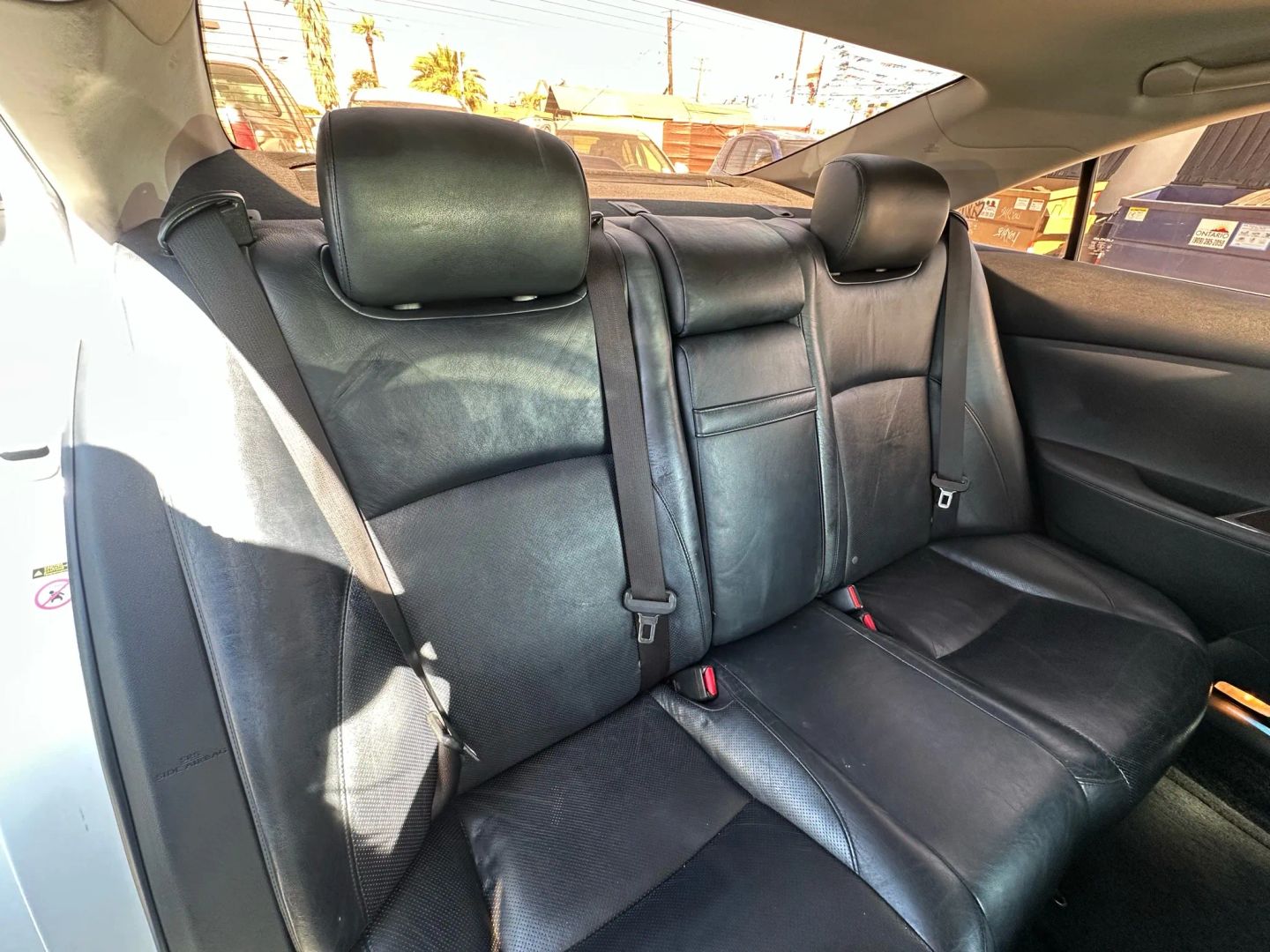 2012 Lexus ES 350 - Photo 18