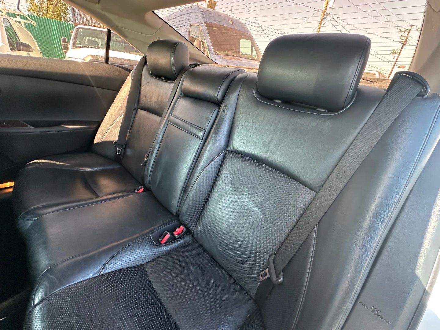 2012 Lexus ES 350 - Photo 19