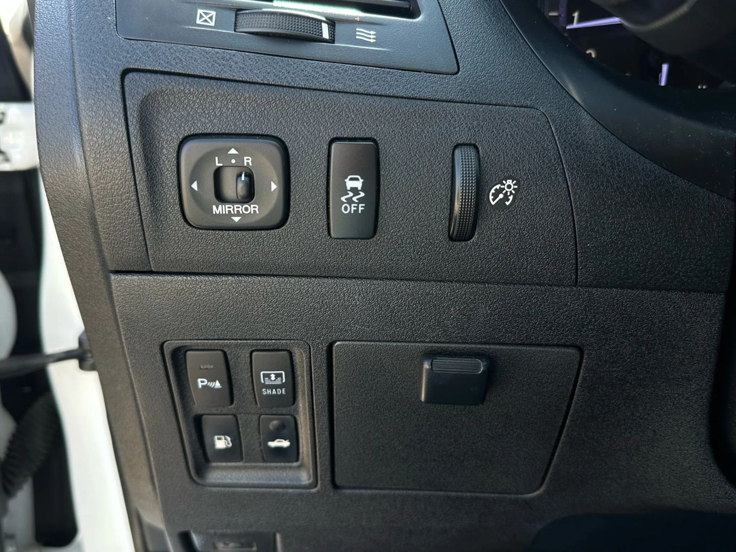 2012 Lexus ES 350 - Photo 23