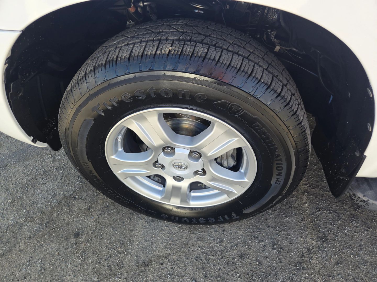 2014 Toyota Sequoia SR5 photo 24