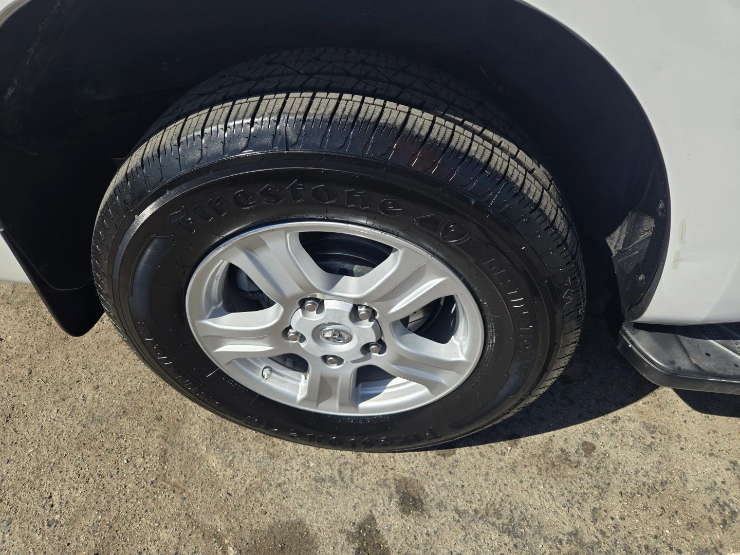 2014 Toyota Sequoia SR5 photo 26