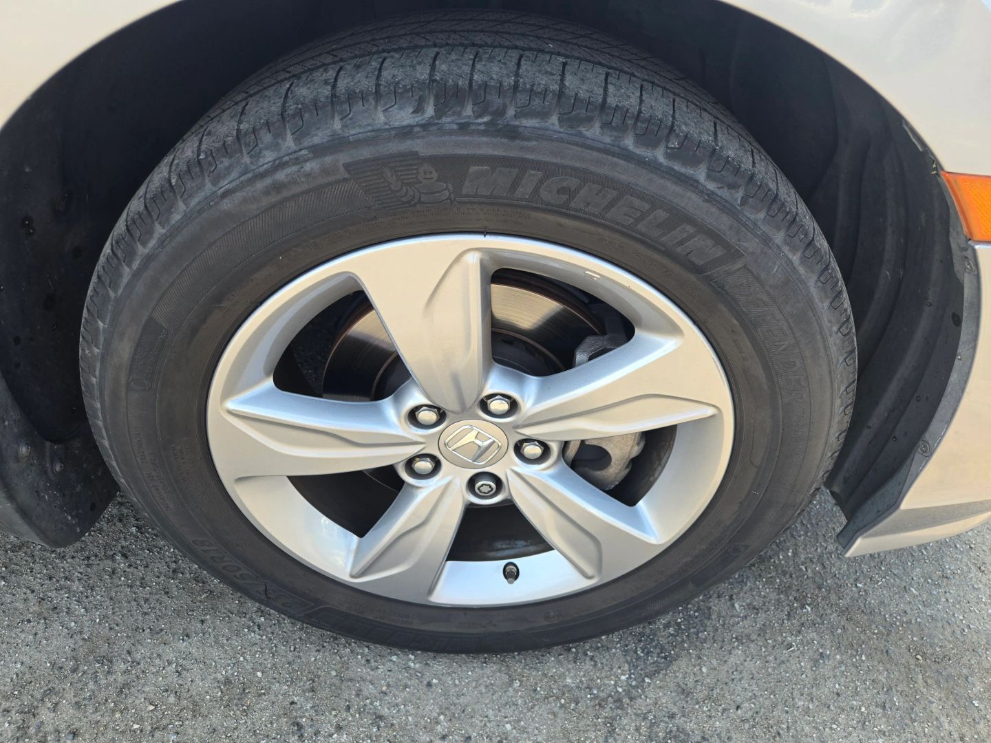 2018 Honda Odyssey EX-L photo 30