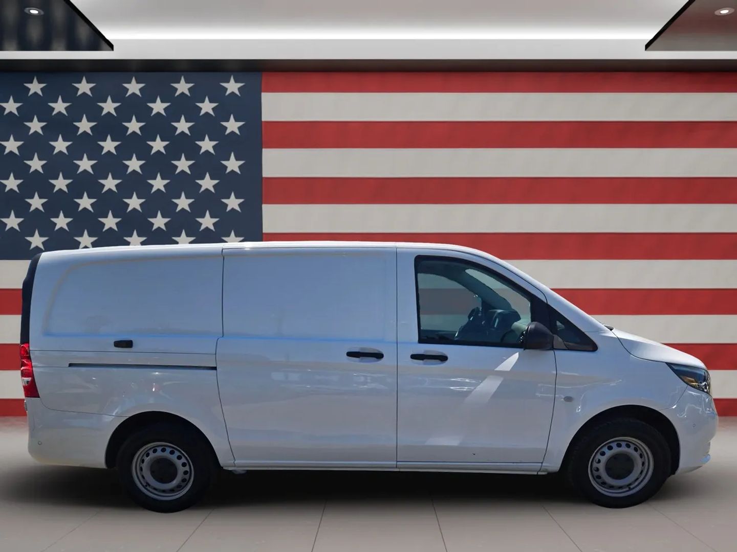 2023 Mercedes Benz Metris Cargo Van photo 2