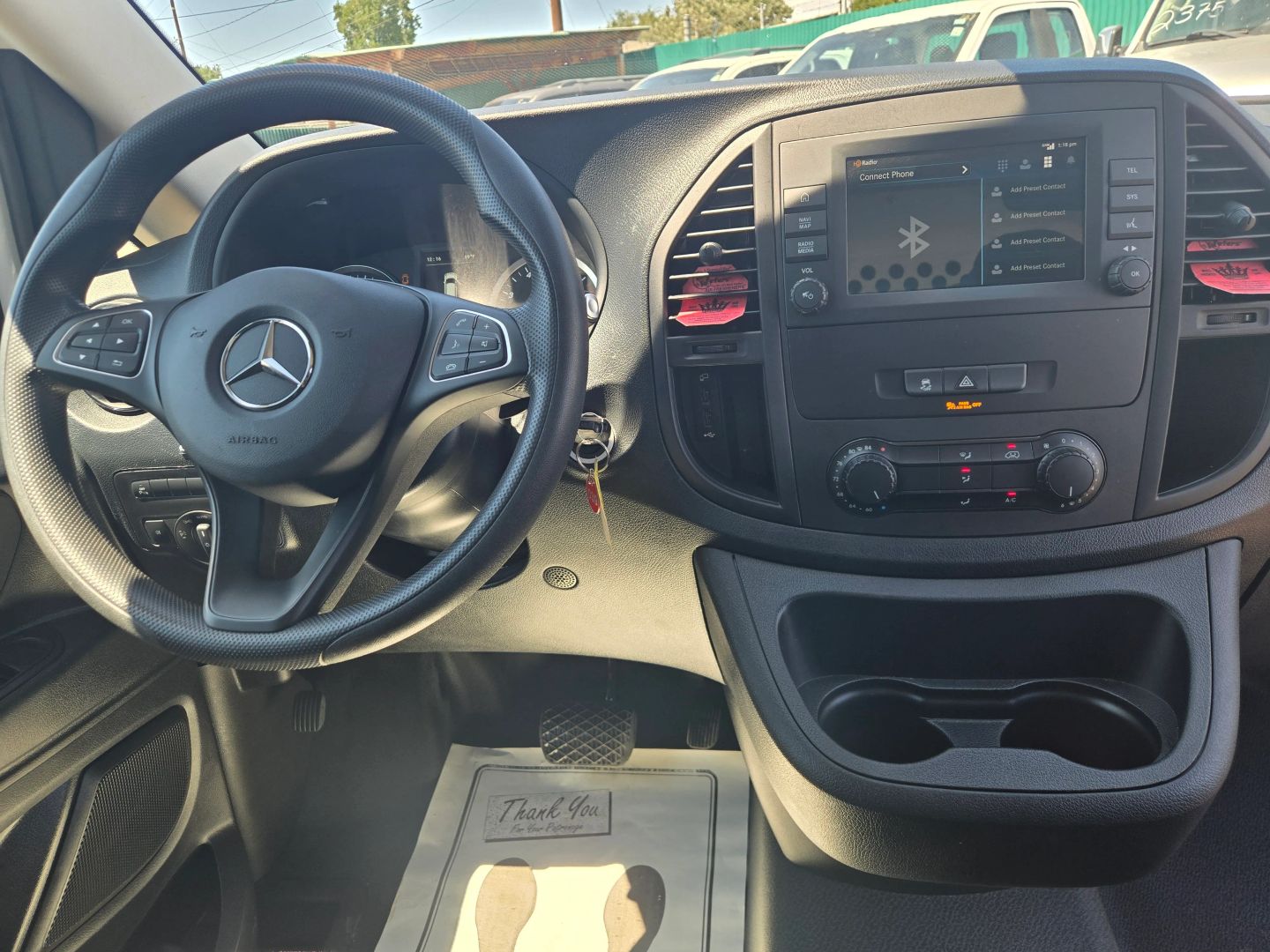 2023 Mercedes Benz Metris Cargo Van photo 12