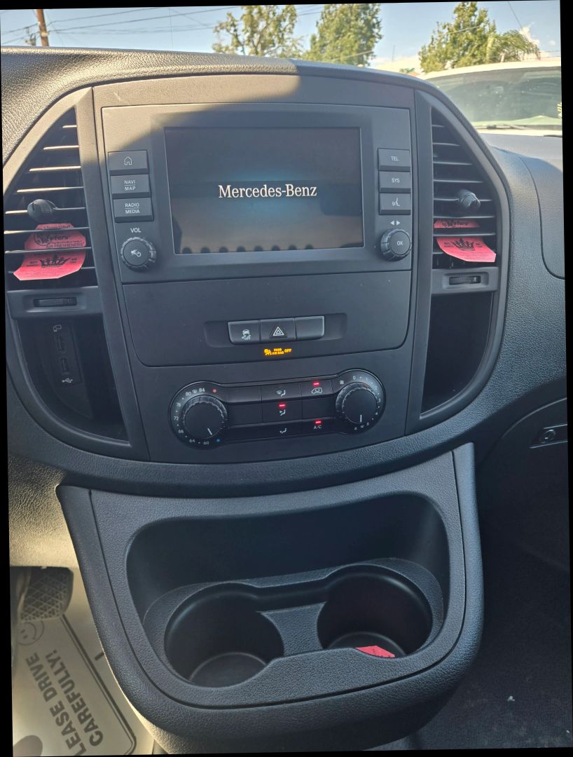 2023 Mercedes Benz Metris Cargo Van photo 19