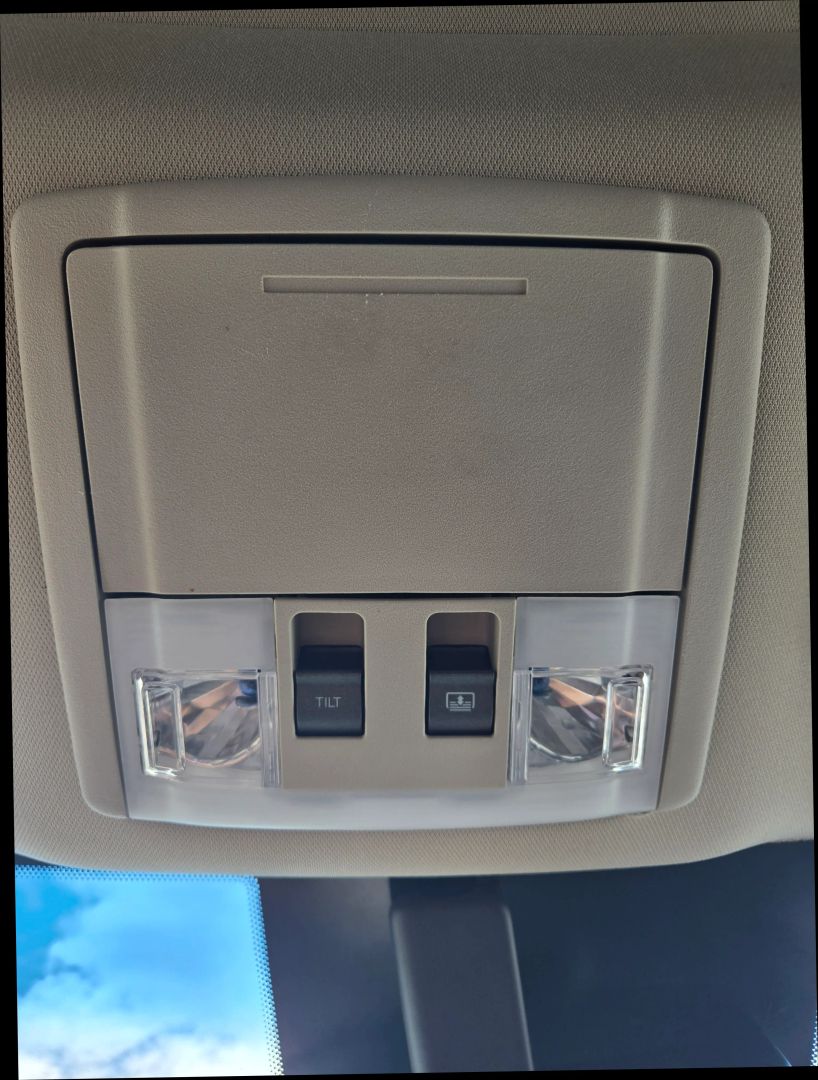 2010 Lincoln MKT EcoBoost photo 24