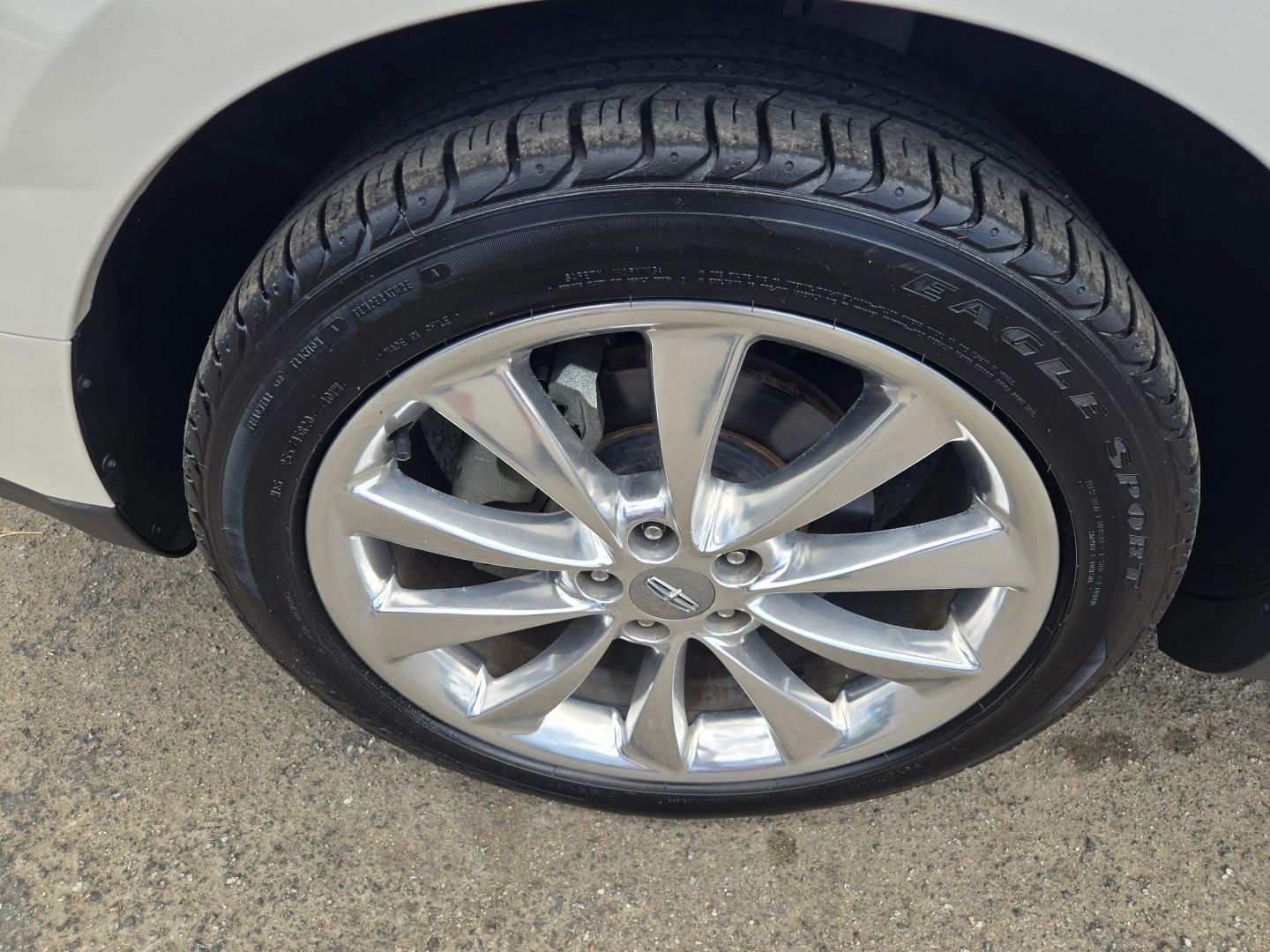 2010 Lincoln MKT EcoBoost photo 28