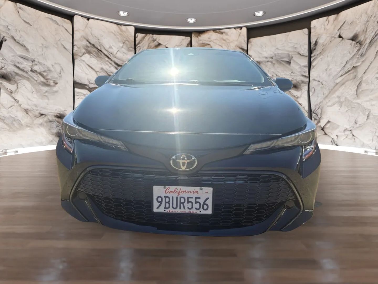 2022 Toyota Corolla SE photo 2