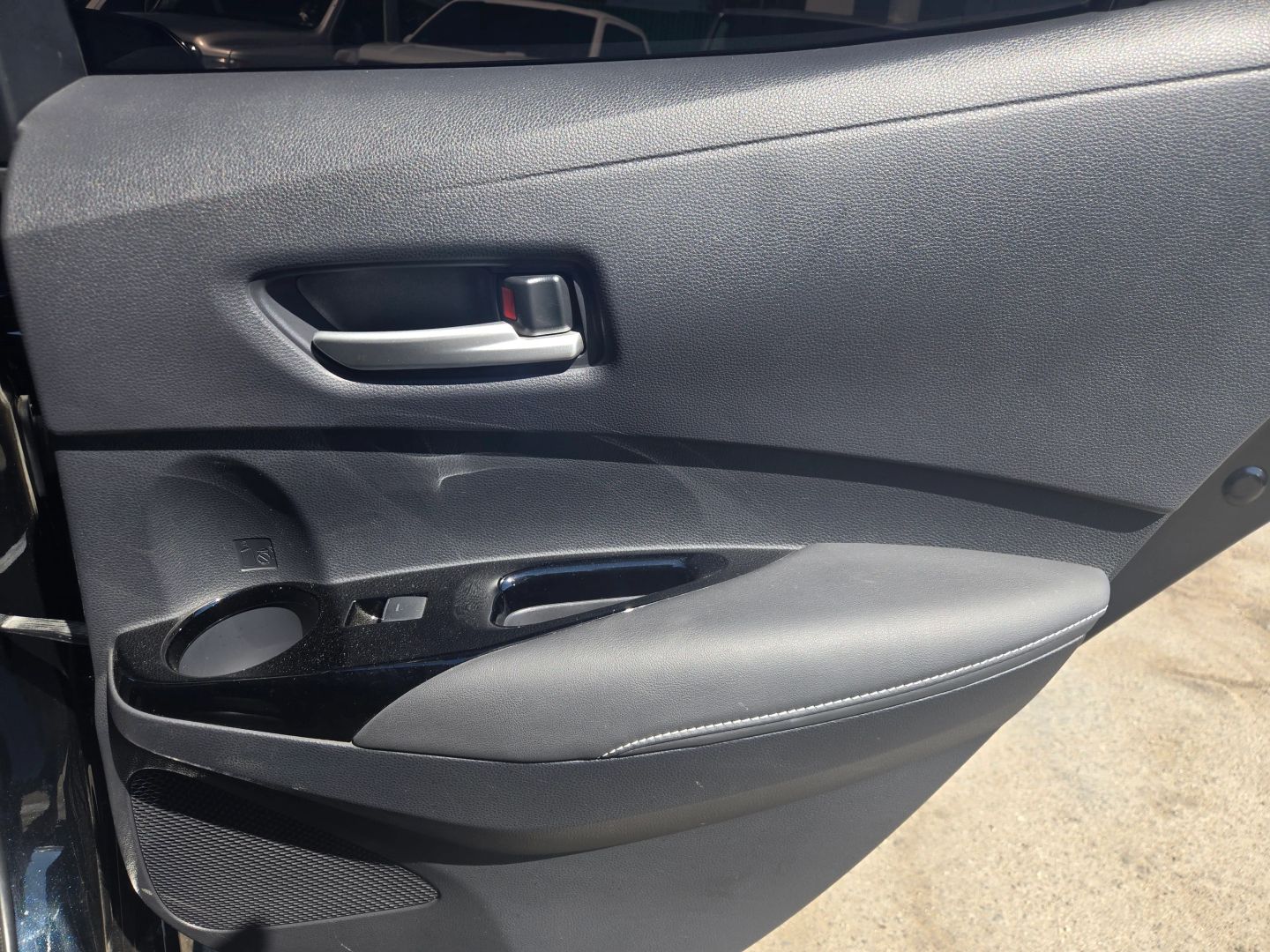 2022 Toyota Corolla SE photo 16
