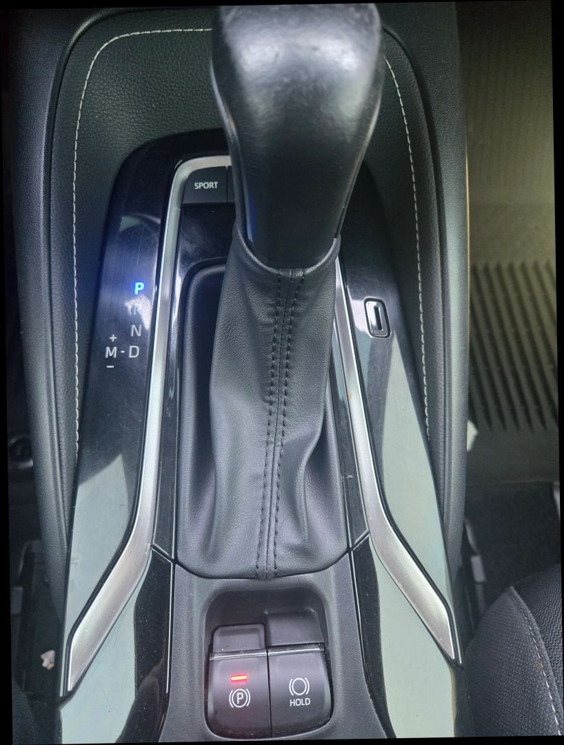 2022 Toyota Corolla SE photo 23