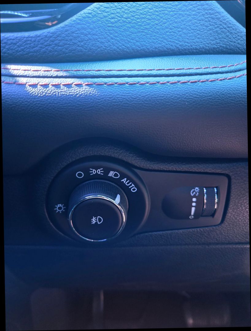 2022 Dodge Durango R/T photo 28