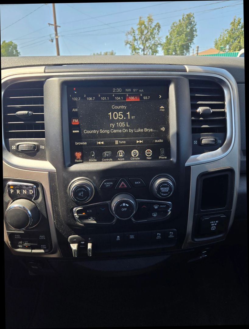 2016 Ram 1500 Big Horn photo 17