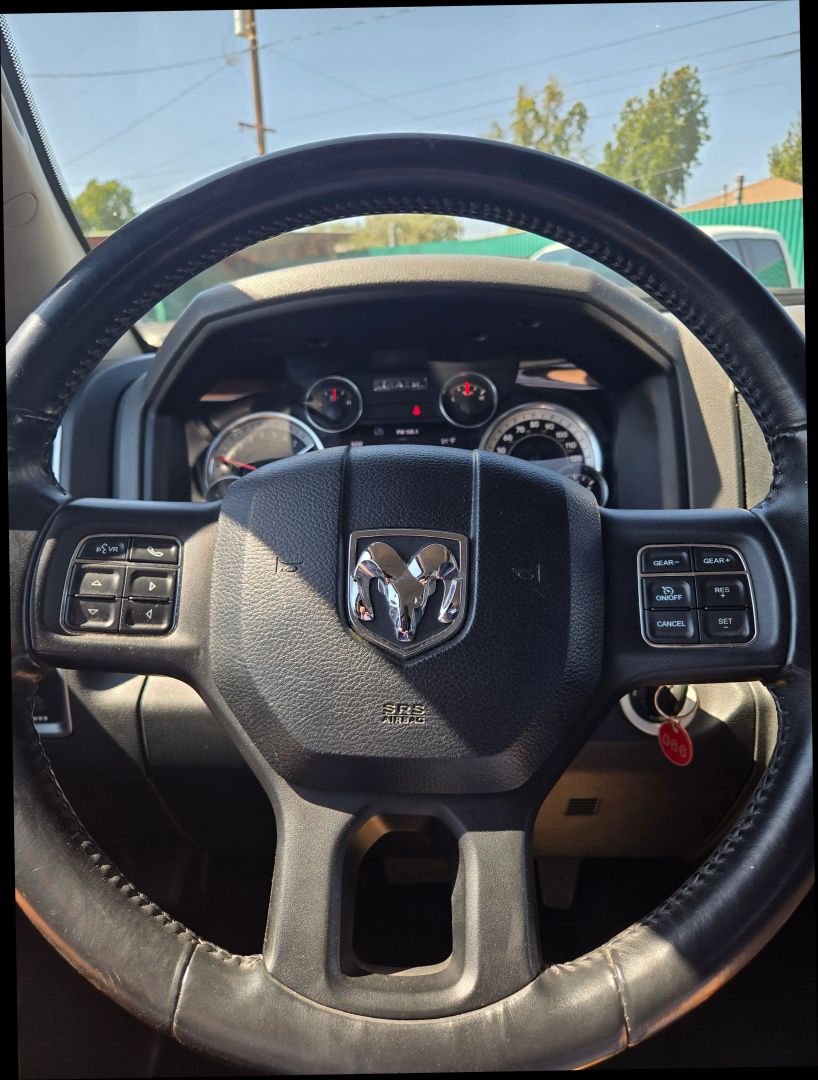 2016 Ram 1500 Big Horn photo 18