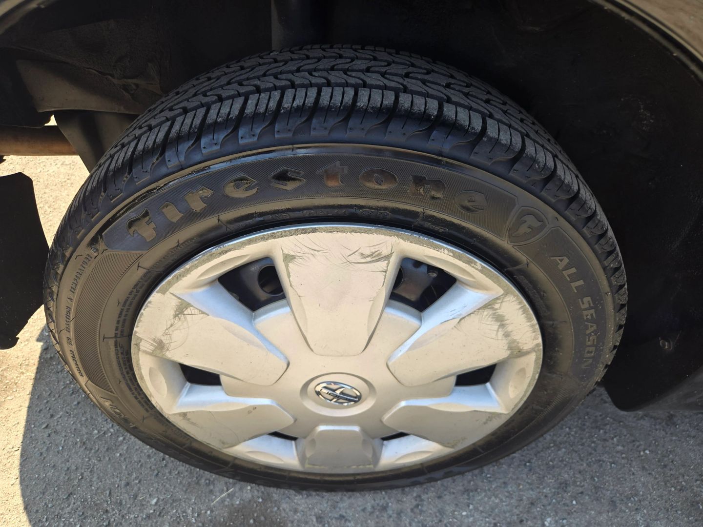 2006 Scion xA photo 28