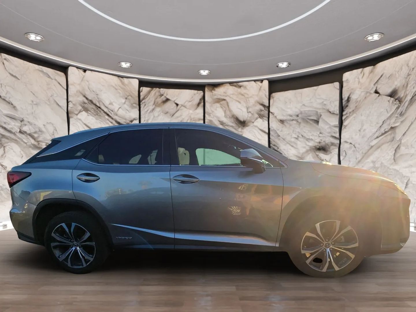 2019 Lexus RX 450h photo 4