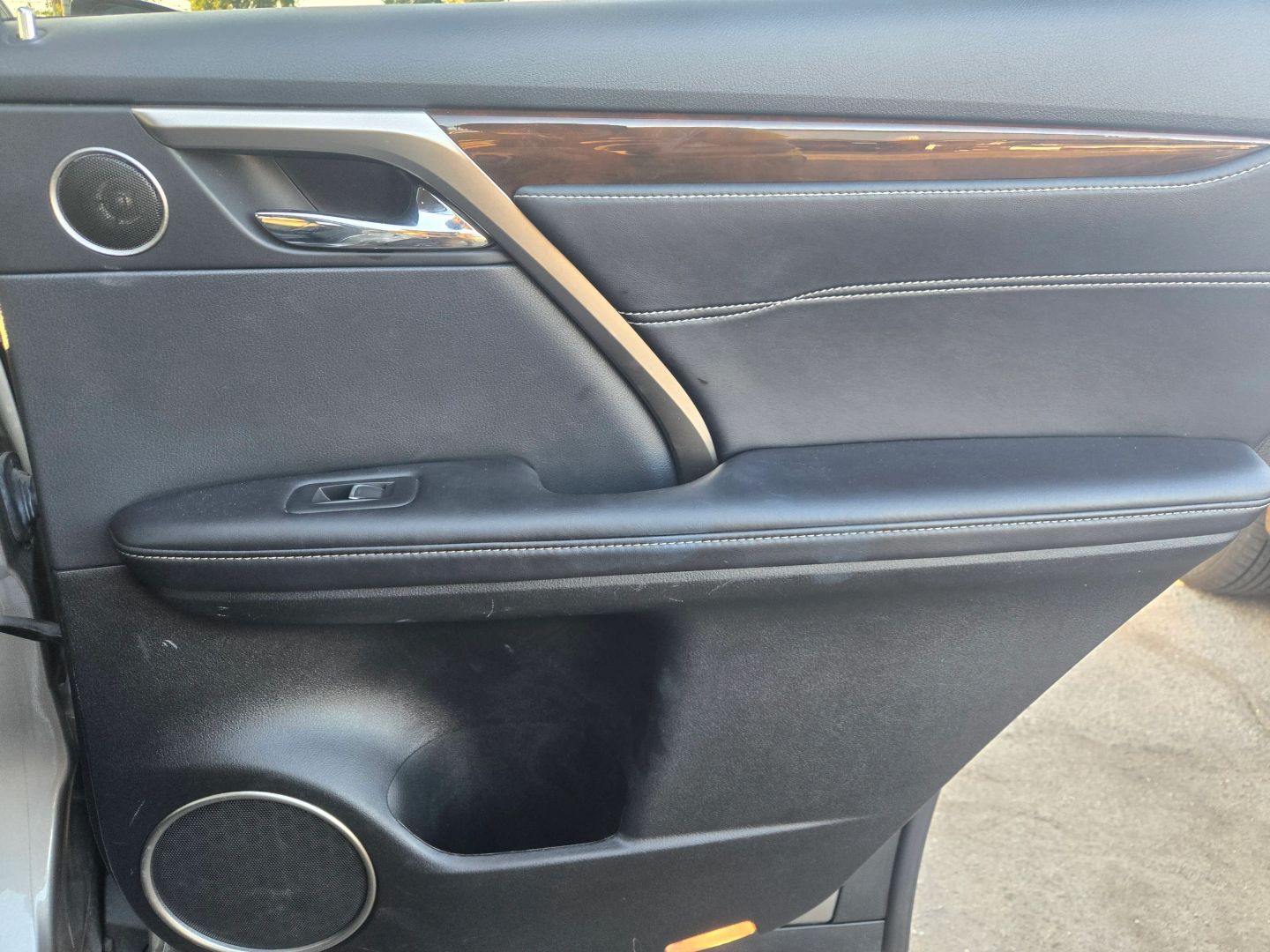 2019 Lexus RX 450h photo 16