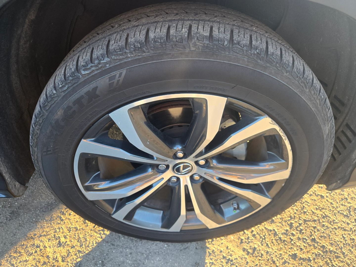 2019 Lexus RX 450h photo 34