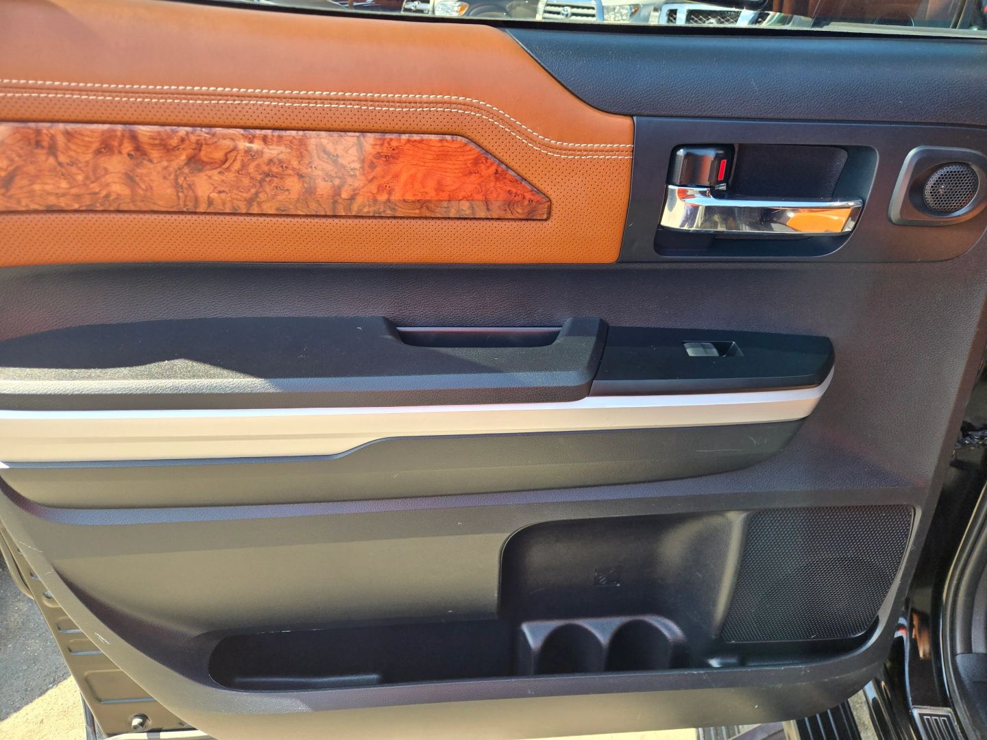 2015 Toyota Tundra 1794 Edition Grade photo 10