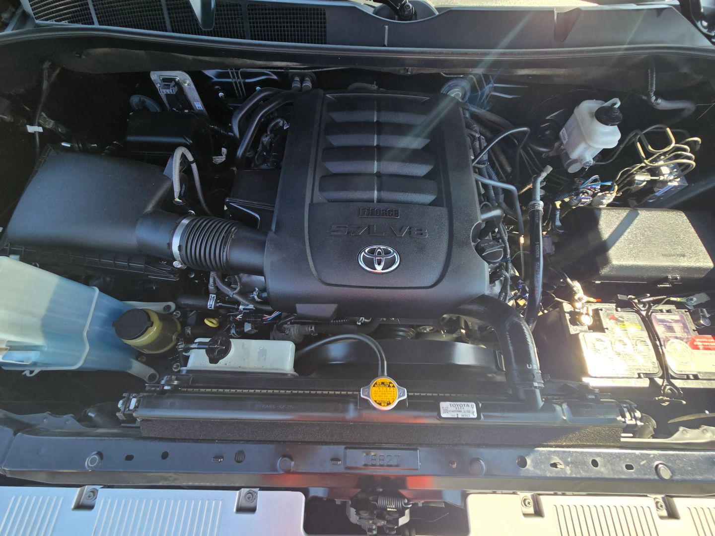2015 Toyota Tundra 1794 Edition Grade photo 33