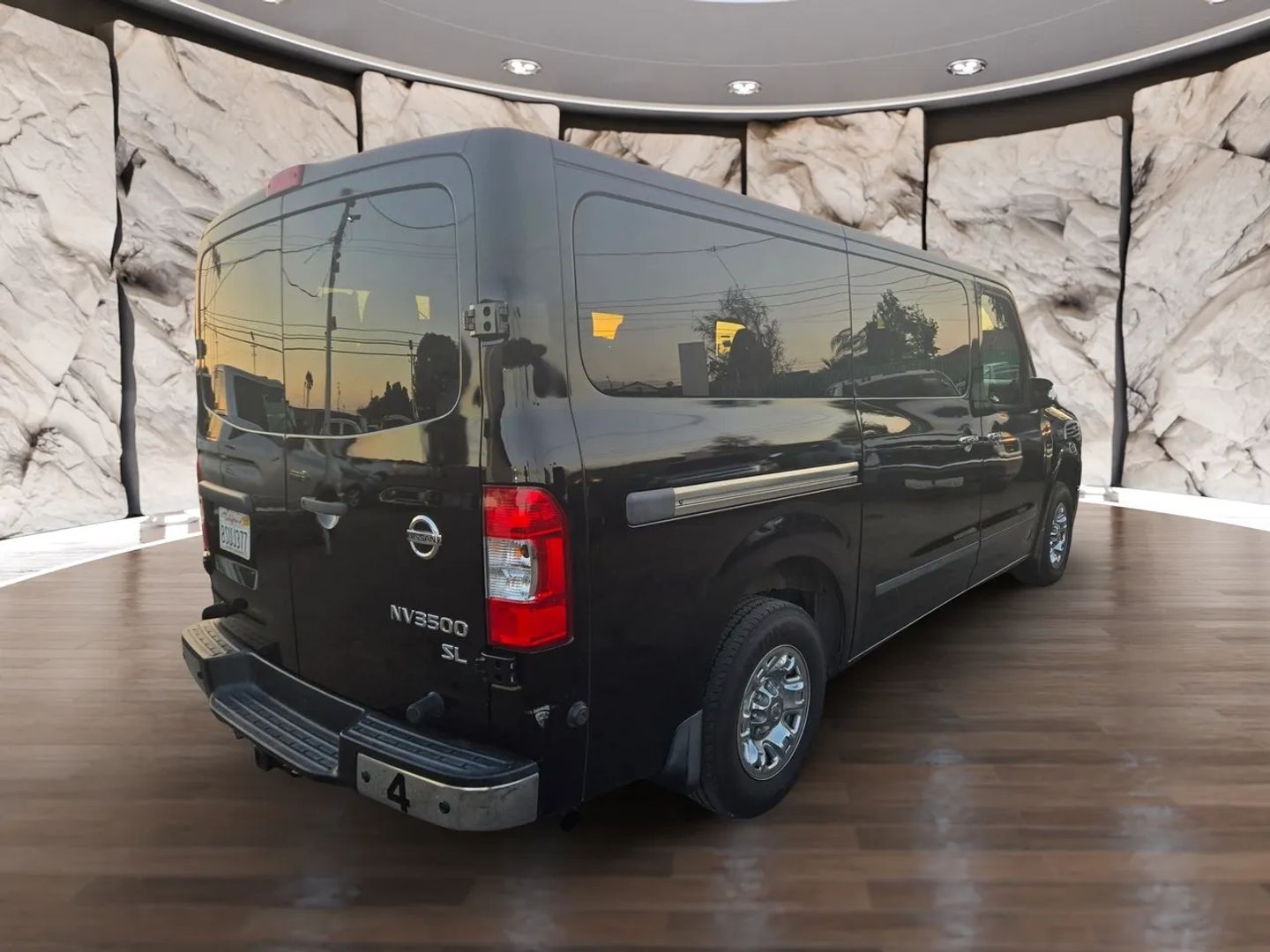 2020 Nissan NV3500 photo 5