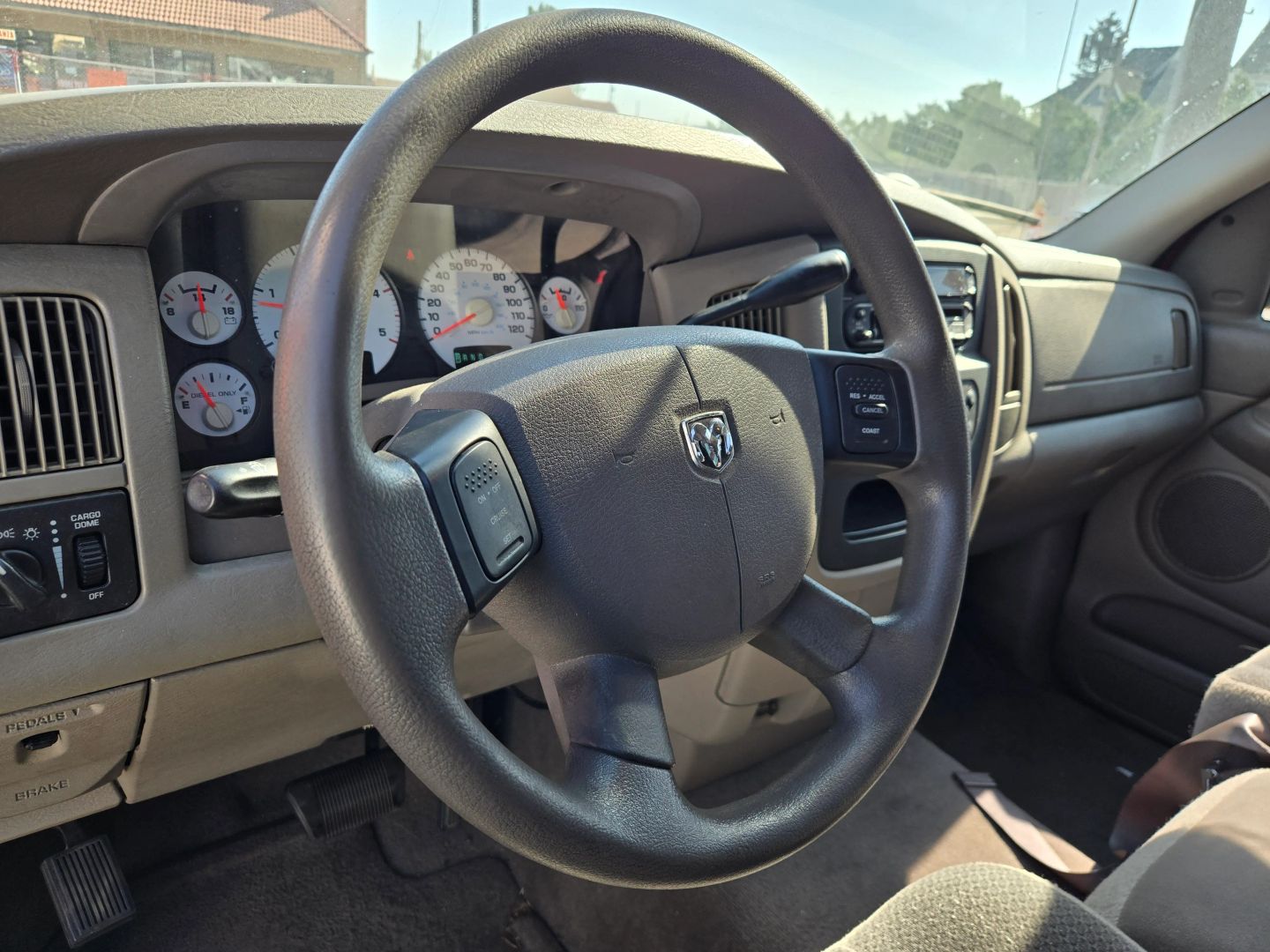 2004 Dodge Ram 3500 SLT photo 7