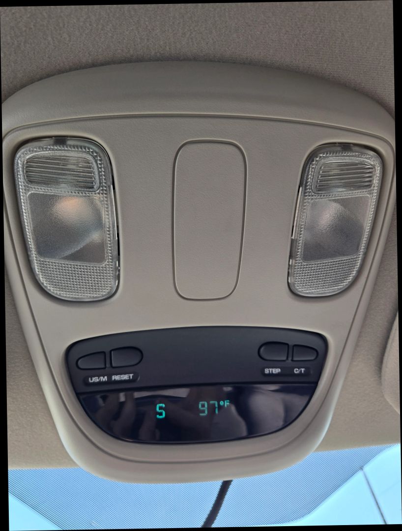 2004 Dodge Ram 3500 SLT photo 20