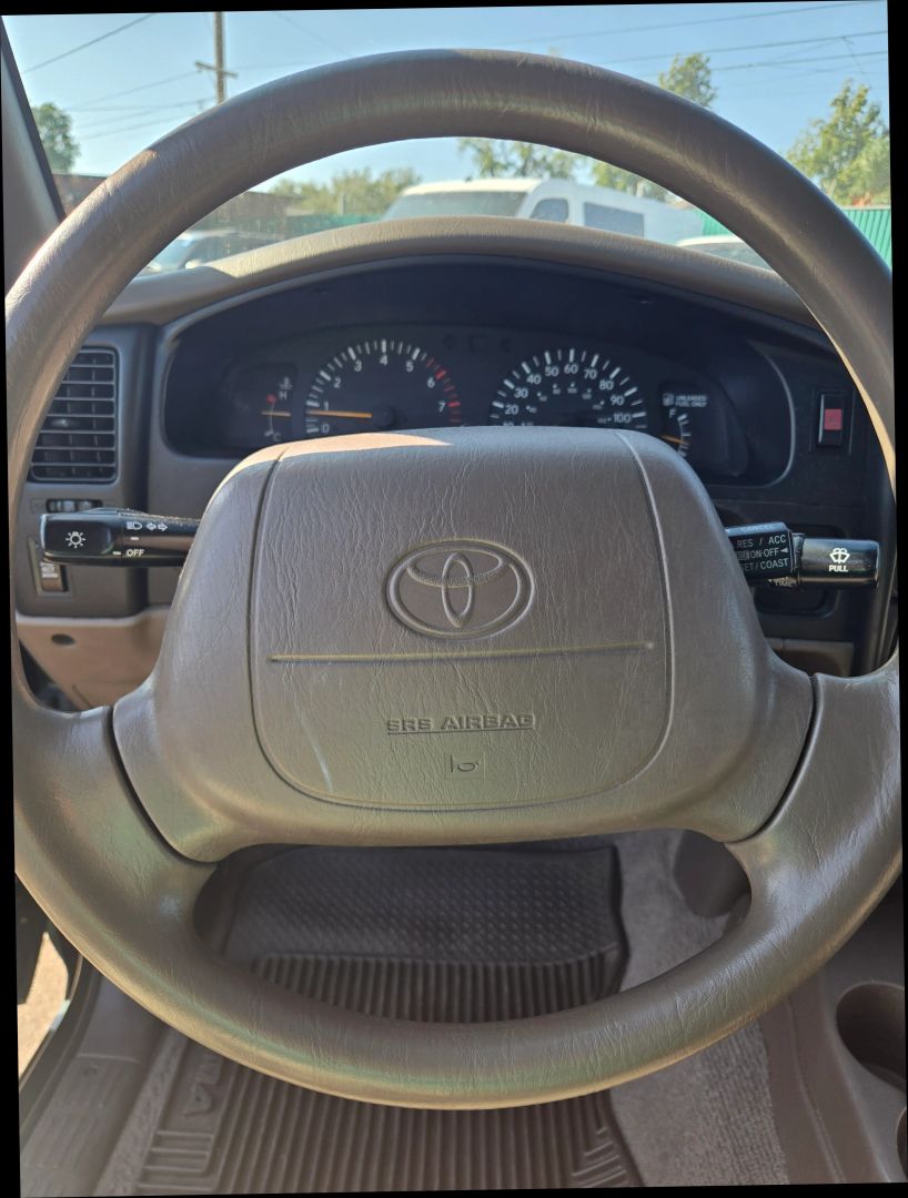 2000 Toyota Tacoma PreRunner XtraCab photo 16