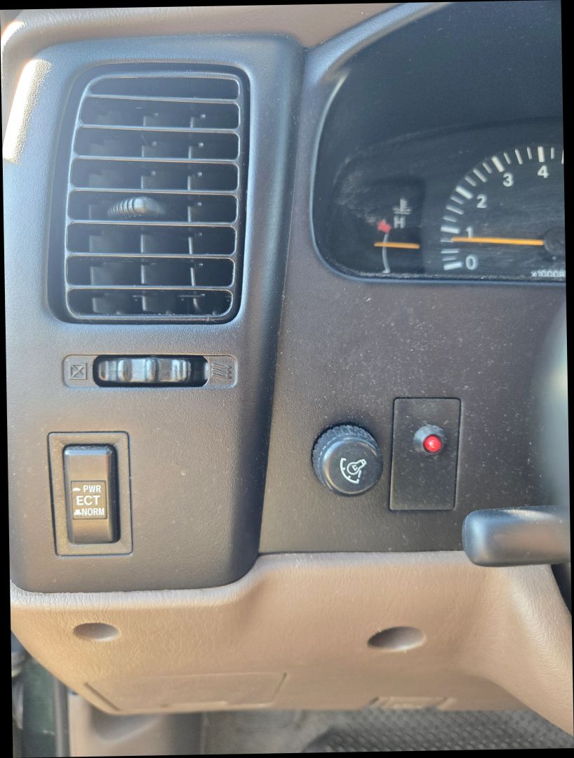 2000 Toyota Tacoma PreRunner XtraCab photo 18