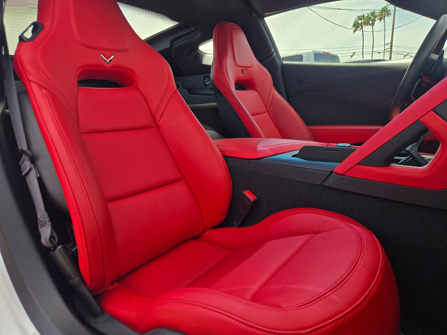 2014 Chevrolet Corvette Stingray 3LT photo 14