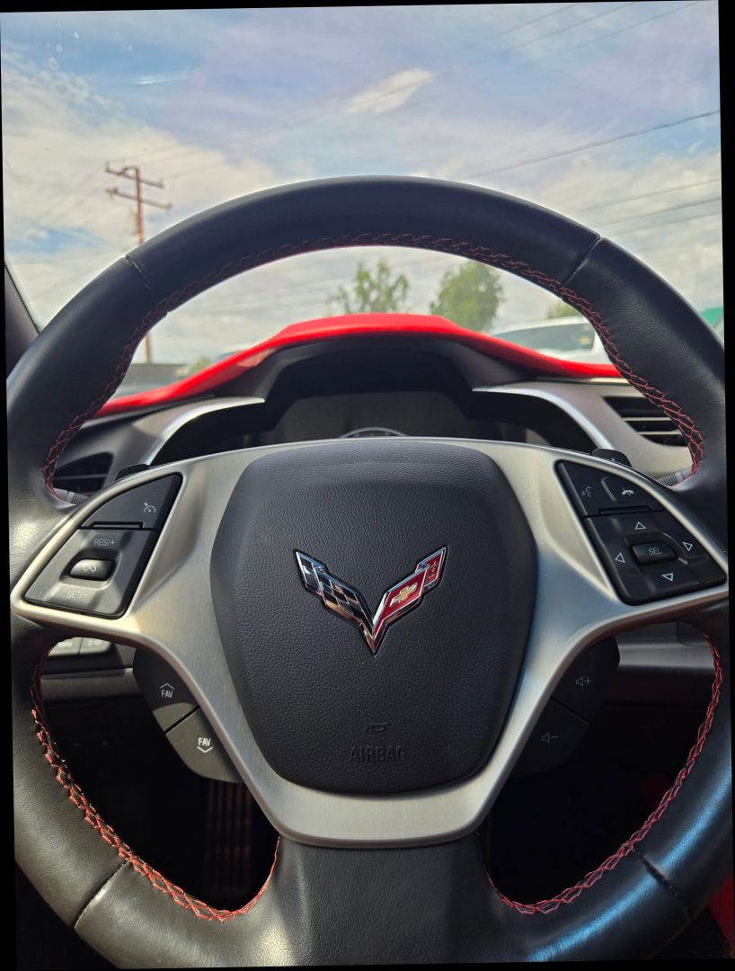 2014 Chevrolet Corvette Stingray 3LT photo 21