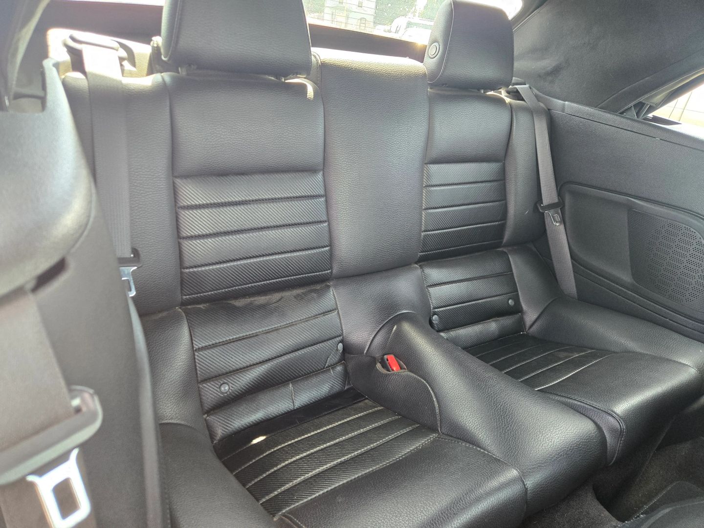 2012 Ford Mustang GT Premium photo 14
