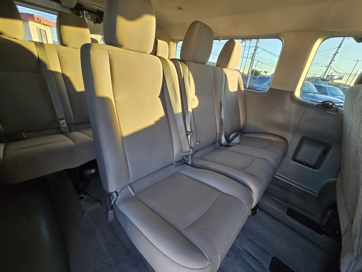 2020 Nissan NV3500 photo 14