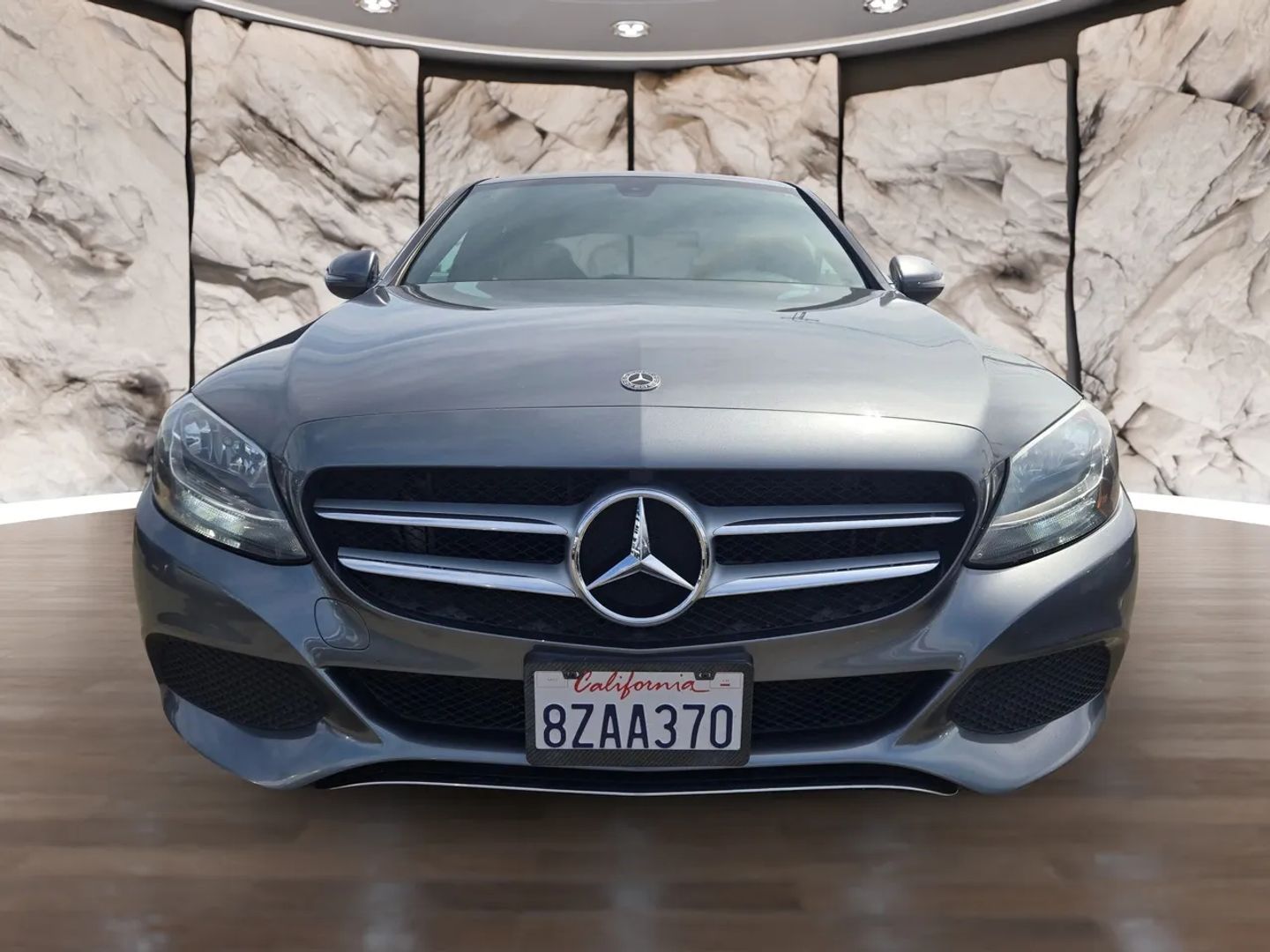2018 Mercedes Benz C 300 Sedan photo 2