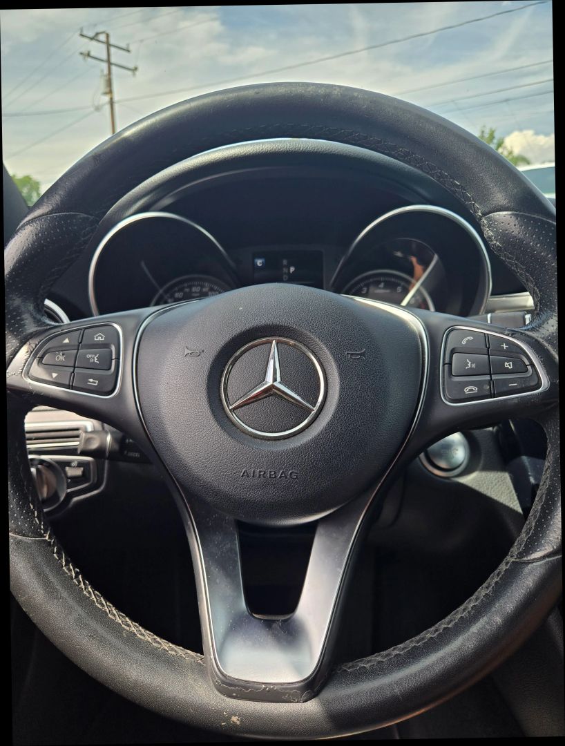 2018 Mercedes Benz C 300 Sedan photo 18