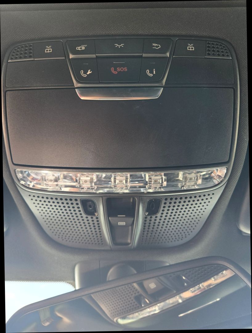 2018 Mercedes Benz C 300 Sedan photo 24