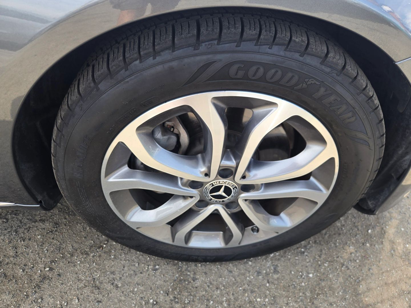 2018 Mercedes Benz C 300 Sedan photo 28