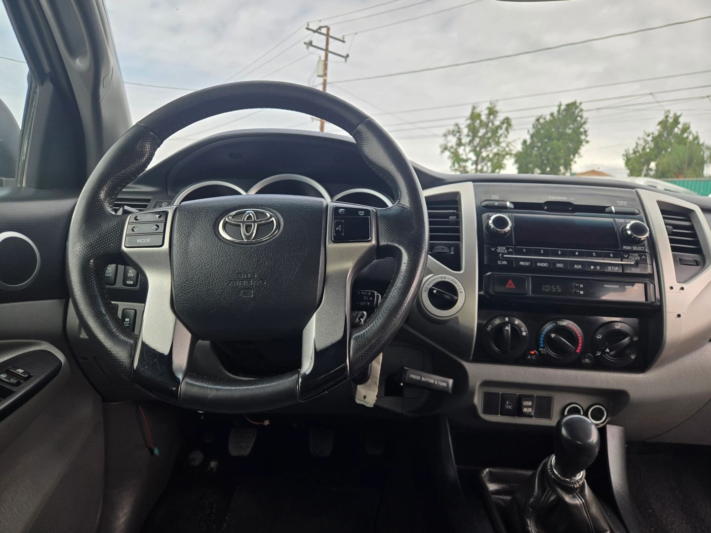 2012 Toyota Tacoma TRD Off-Road photo 10