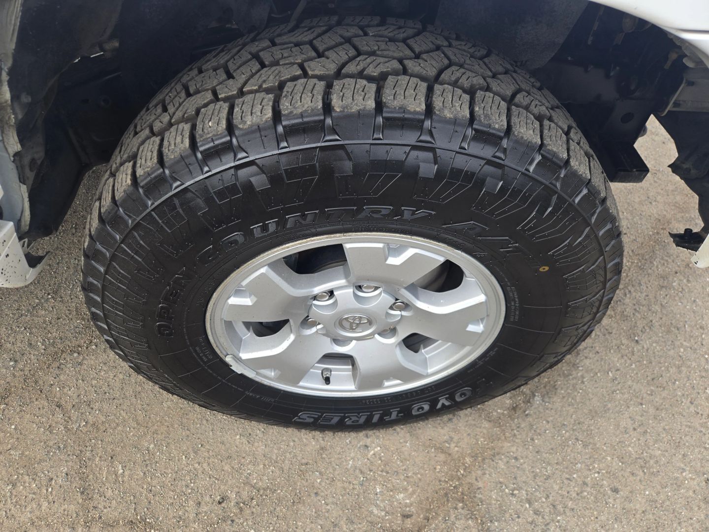 2012 Toyota Tacoma TRD Off-Road photo 22