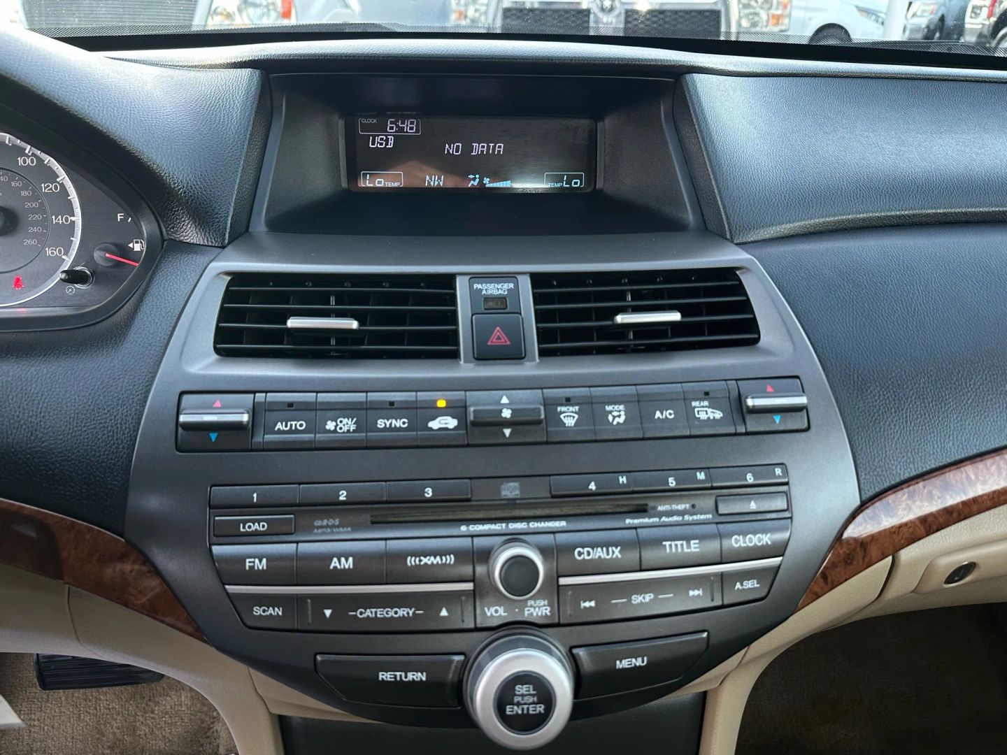 2012 Honda Accord EX-L photo 25